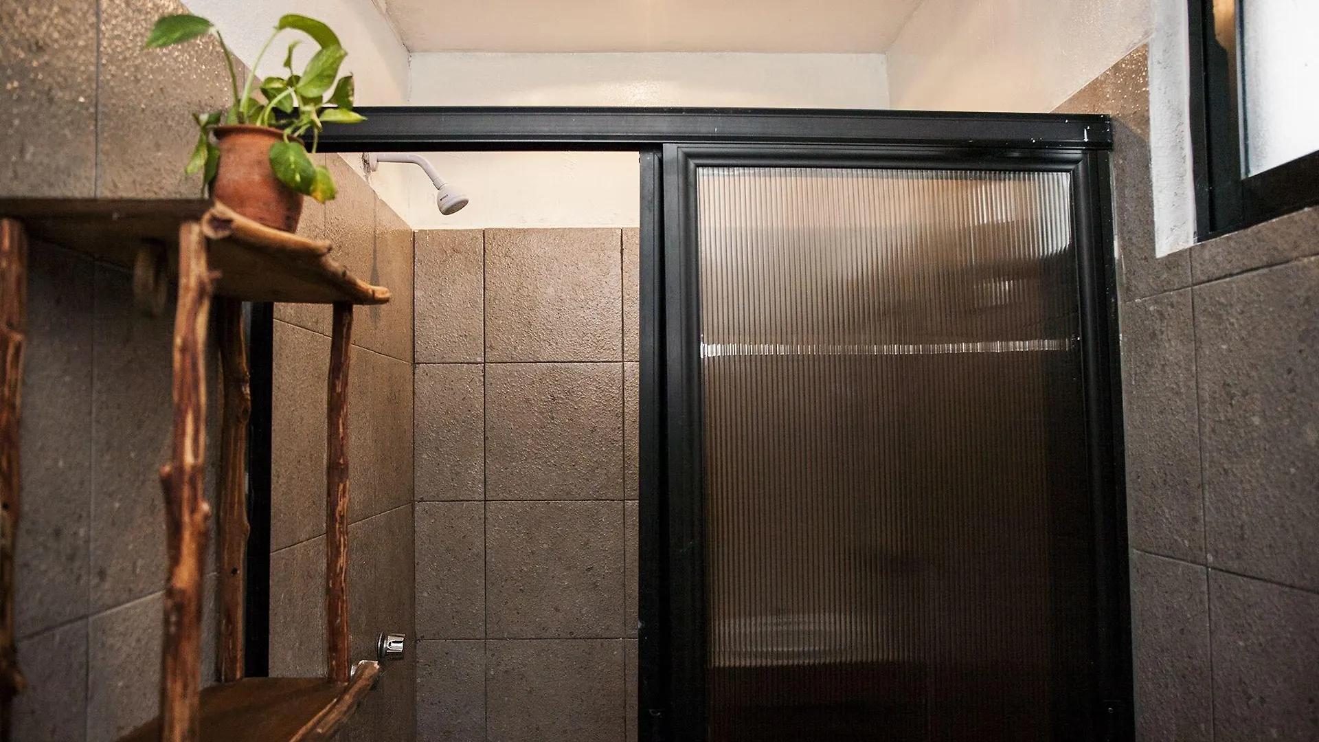 Lucky Traveler Hostel Tulum Hotel