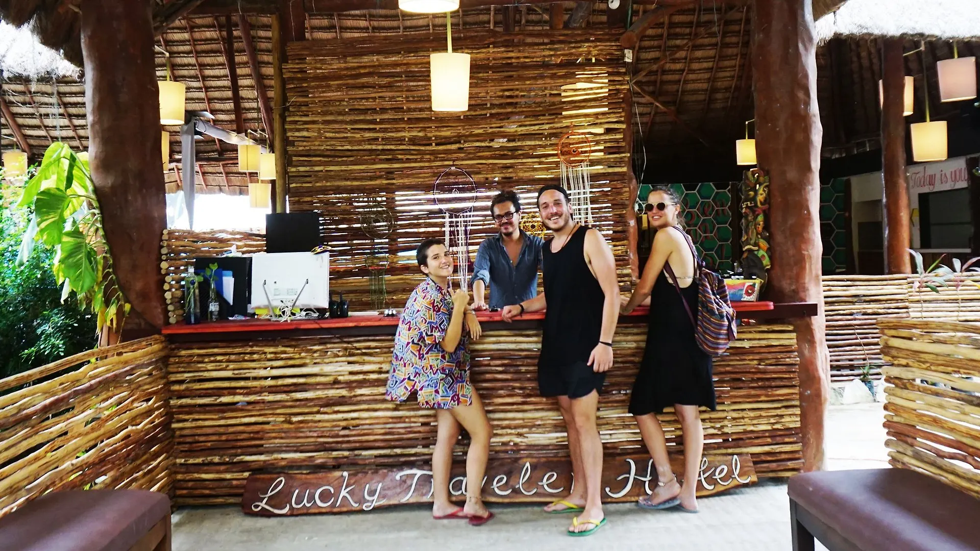 Lucky Traveler Hostel Tulum Hotel