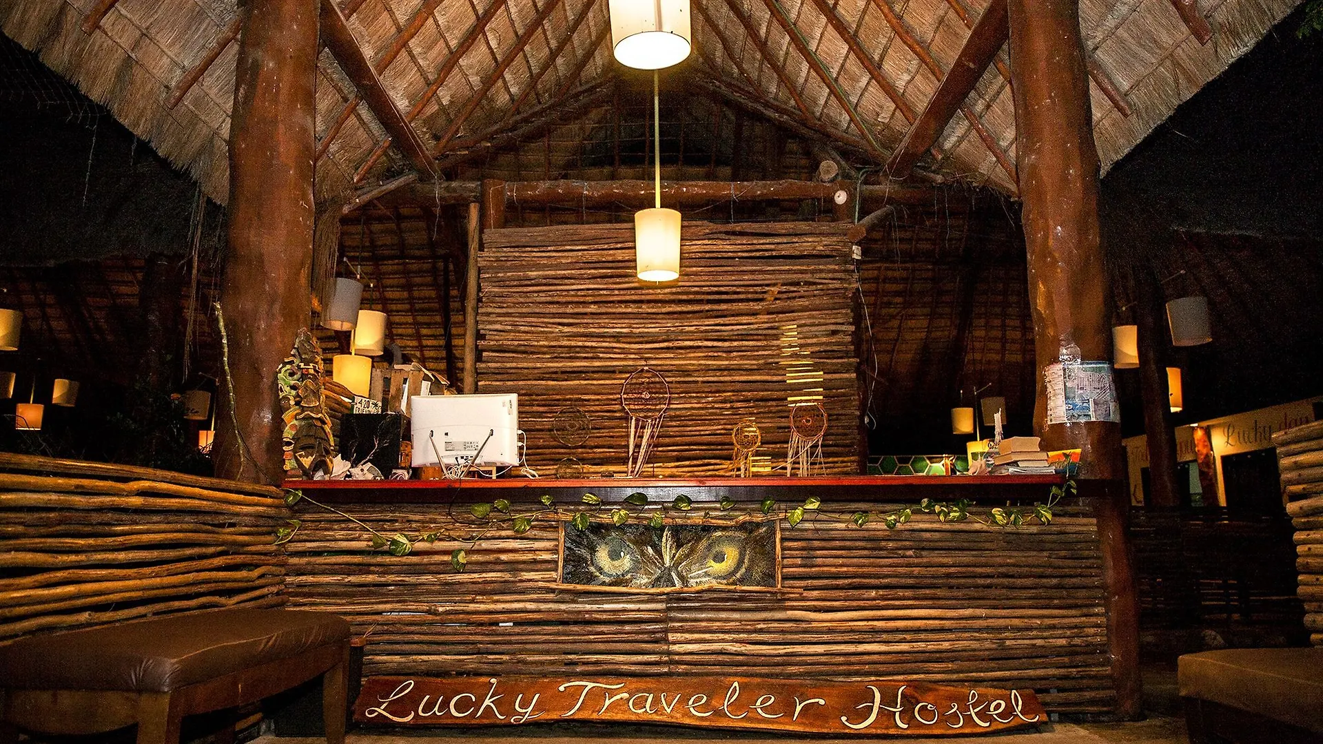 Lucky Traveler Hostel Tulum