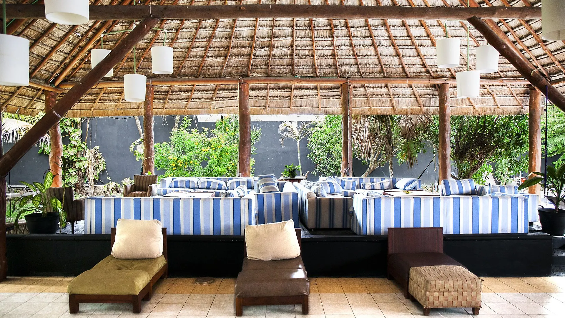 Lucky Traveler Hostel Tulum Mexico